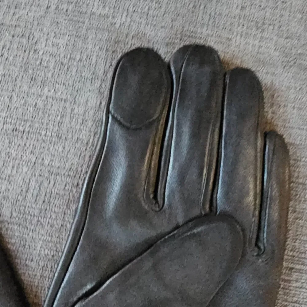 Michael Kors Women's Black Quilted Logo Leather Gloves Size XLar…